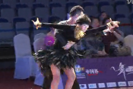 2012��CBDFѲ�����ܾ���ҵ��������L����ɣ�͹��� κ��ѩ598