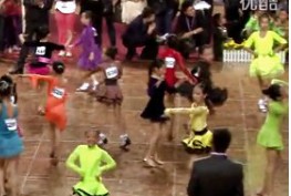 2012��CBDFѲ�����ܾ���ҵ��10������Ů��A��Lţ�еڶ���