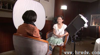 ��������ݸ��������ǶԻ��񾲣��԰��ر�����