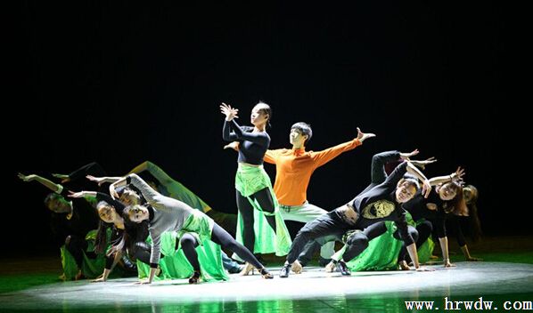 йΡ֮Ѿ 2014辫Ʒչݲ˲