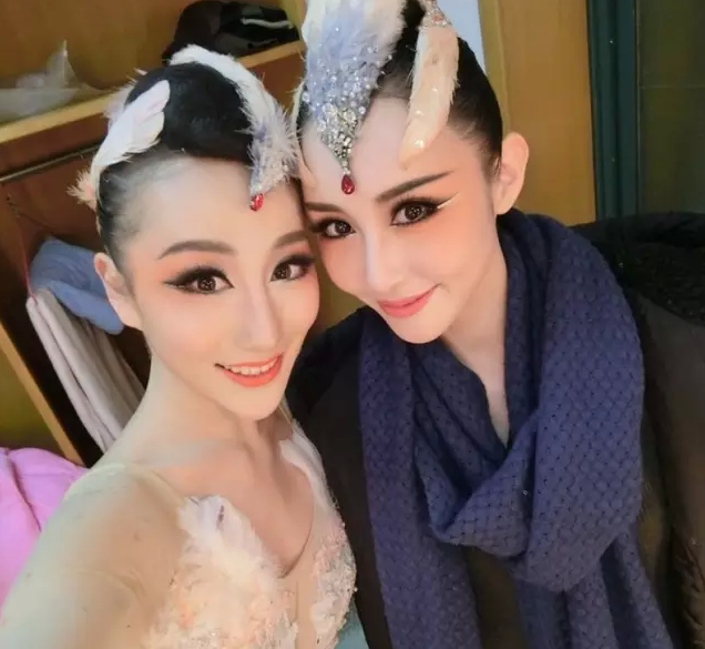 爱跳舞的女人